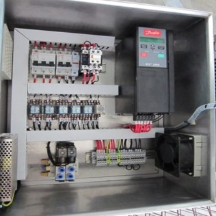 低压配电控制系统设计及安装